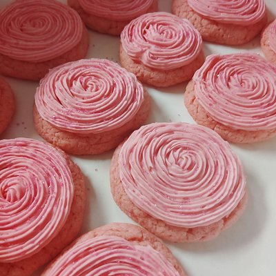 Dozen Strawberry Swirl Cookies