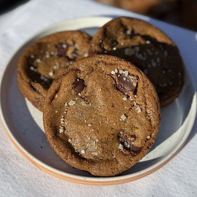 Brown Butter Chocolate Chunk Cookies! 🍪 