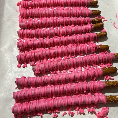Chocolate Dipped Pretzels