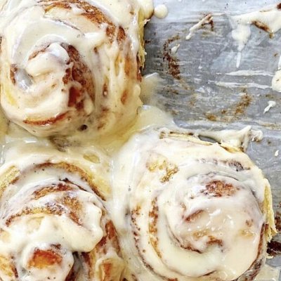 Jumbo Cinnamon Buns