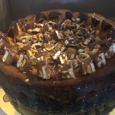 Snickers Cheesecake