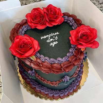 8” Cake ~ serves up to 24
