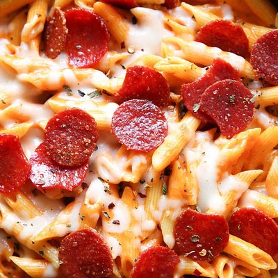 9x13 Pizza Flavor  Mac N Cheese 