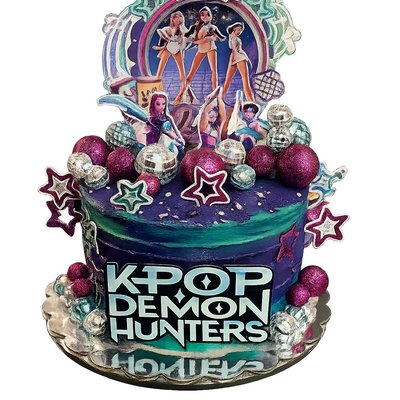 Kpop Cake