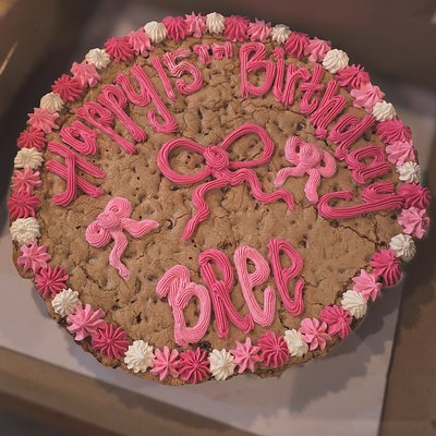 Cookie Cake 
