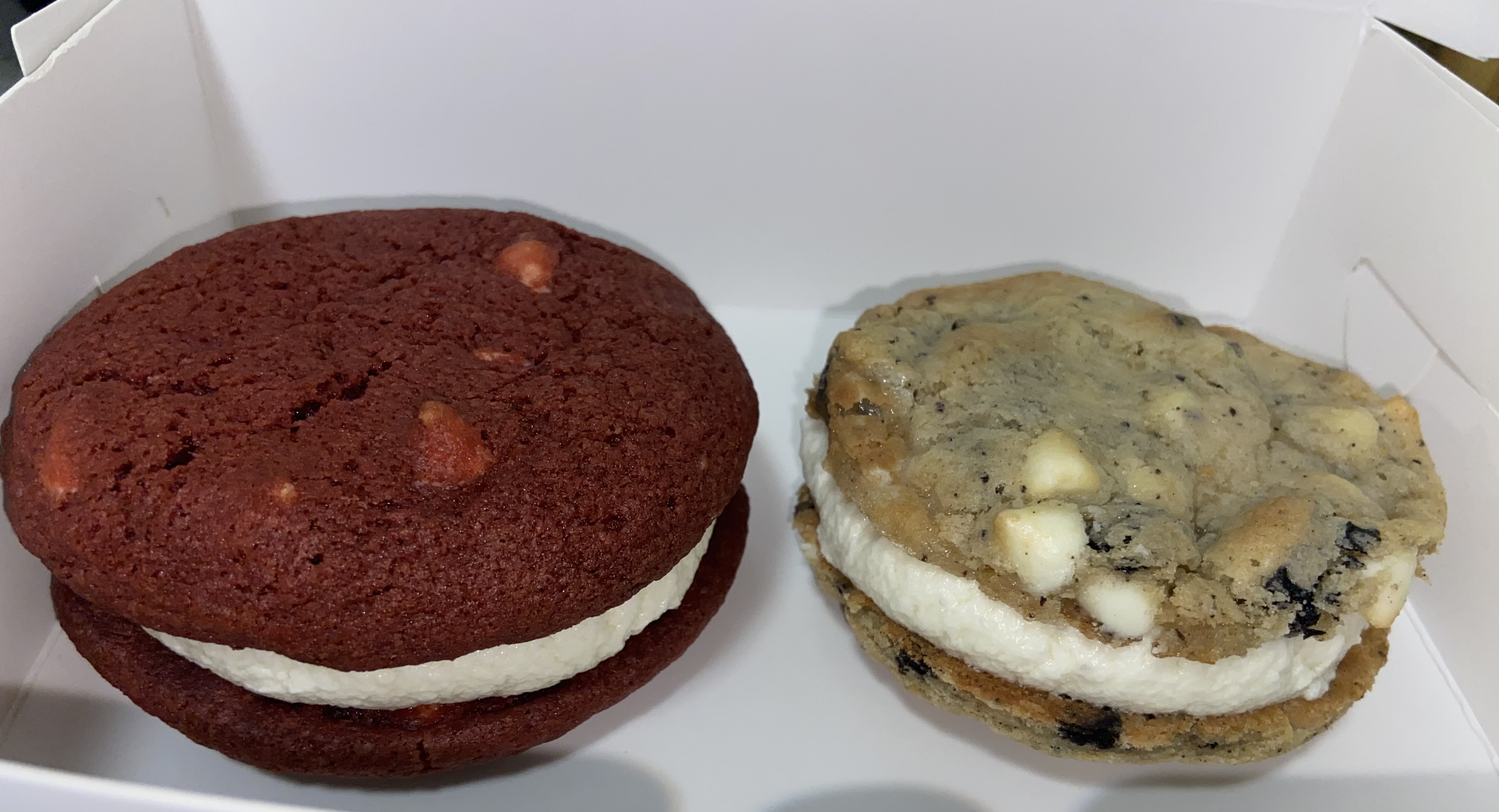 2 Cookie Sandwiches