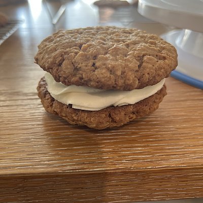 Oatmeal Cream Pie Sandwich 