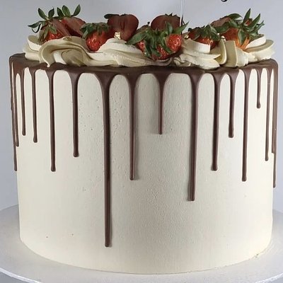 12"×3 Layer Celebration Cake (S.M Buttercream)