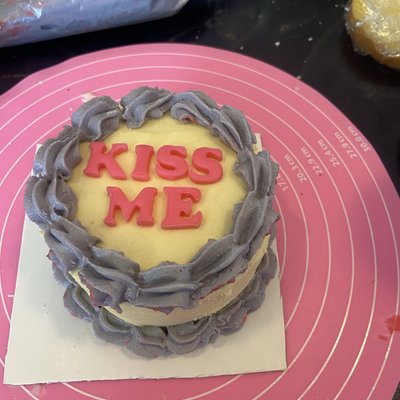 4 Inch, 2 Layer Smash Cake