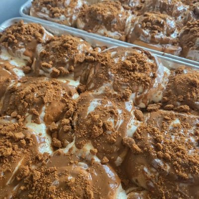 (SOLD OUT) Biscoff Cookie Butter Cinnamon Roll