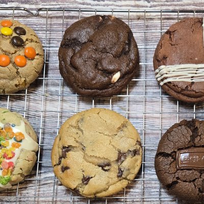 Custom Cookie Box - HALF DOZEN