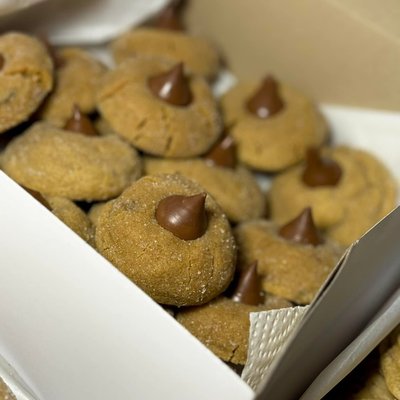 Peanut butter blossoms