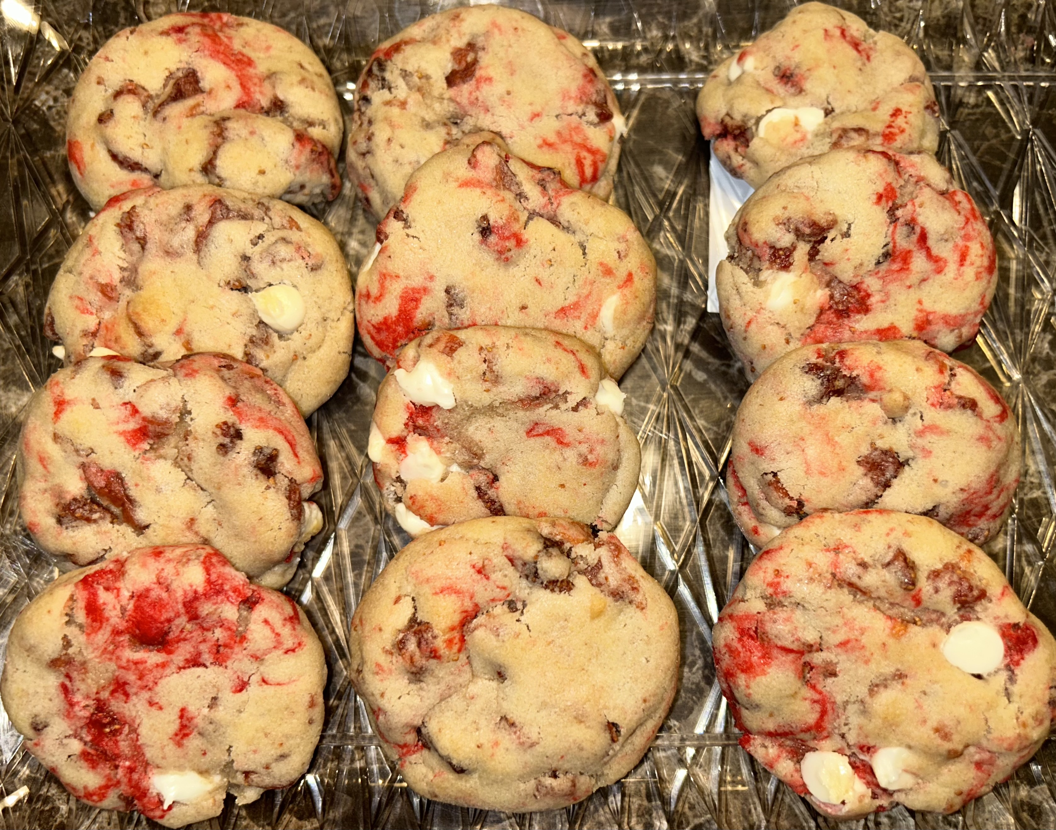 Strawberry White Chocolate Chip Cookies 