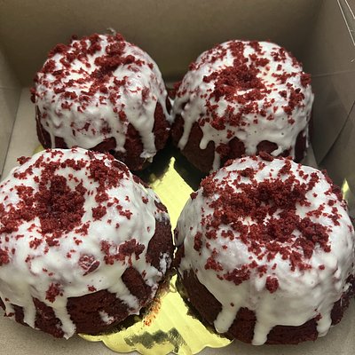 Mini Red Velvet Bunt Cakes