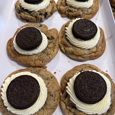 Cookies And Cream Bakery Style Cookie