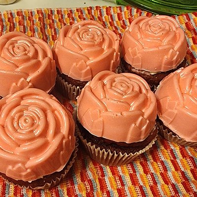 Ome S`more Cupcake Flower