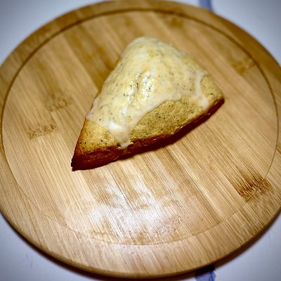 Lemon Poppyseed Scones