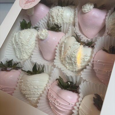  Chocolate Covered Strawberries 
