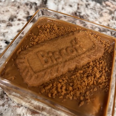 Biscoff Layer Cake Cup