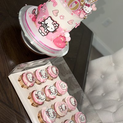 8” 3 Layer Cake With 2 Dozen Cupcakes 