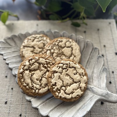Vanilla Espresso Oatmeal Cookies With Espresso Icing
