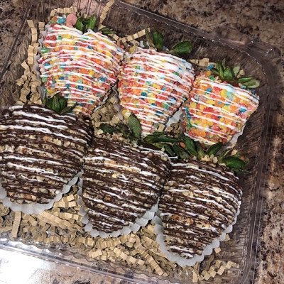 Chocolate Covered Strawberries (1/2 Dozen )