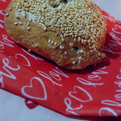 New York Style Bagel- Sesame Seed 
