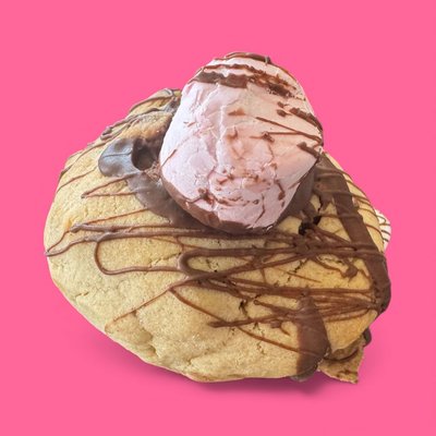 S'mores stuffed cookie