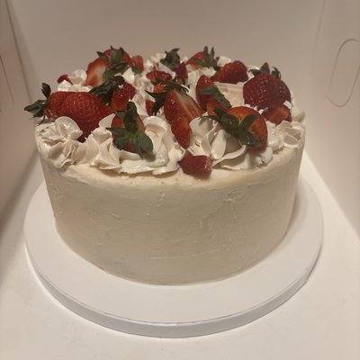 8” Cake (14-16 Servings) 2 Layer