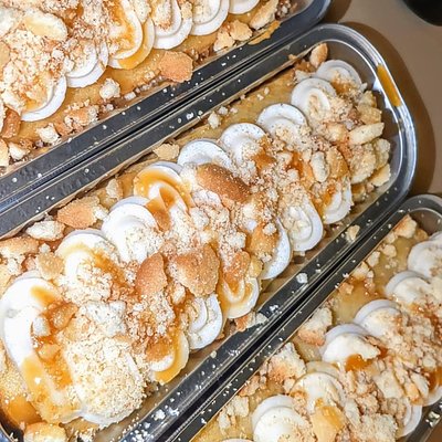3 Mini Tin Cakes
