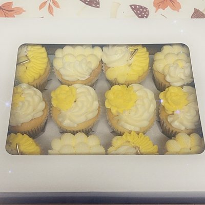 Large Gourmet Infused Cupcakes 