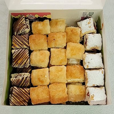 MD Pastry Platter