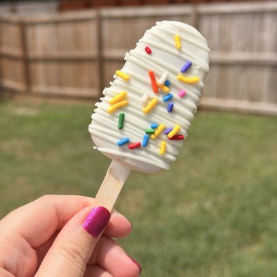 Birthday Cake Pop