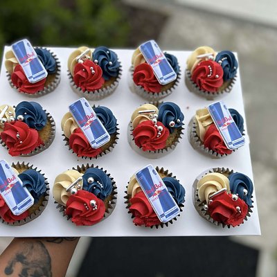 24 Cupcakes