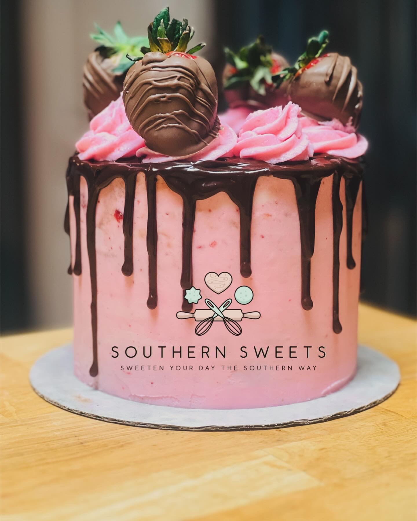 Chocolate Strawberry Cake 