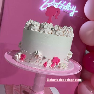 9" Round Cake (30 Servings)