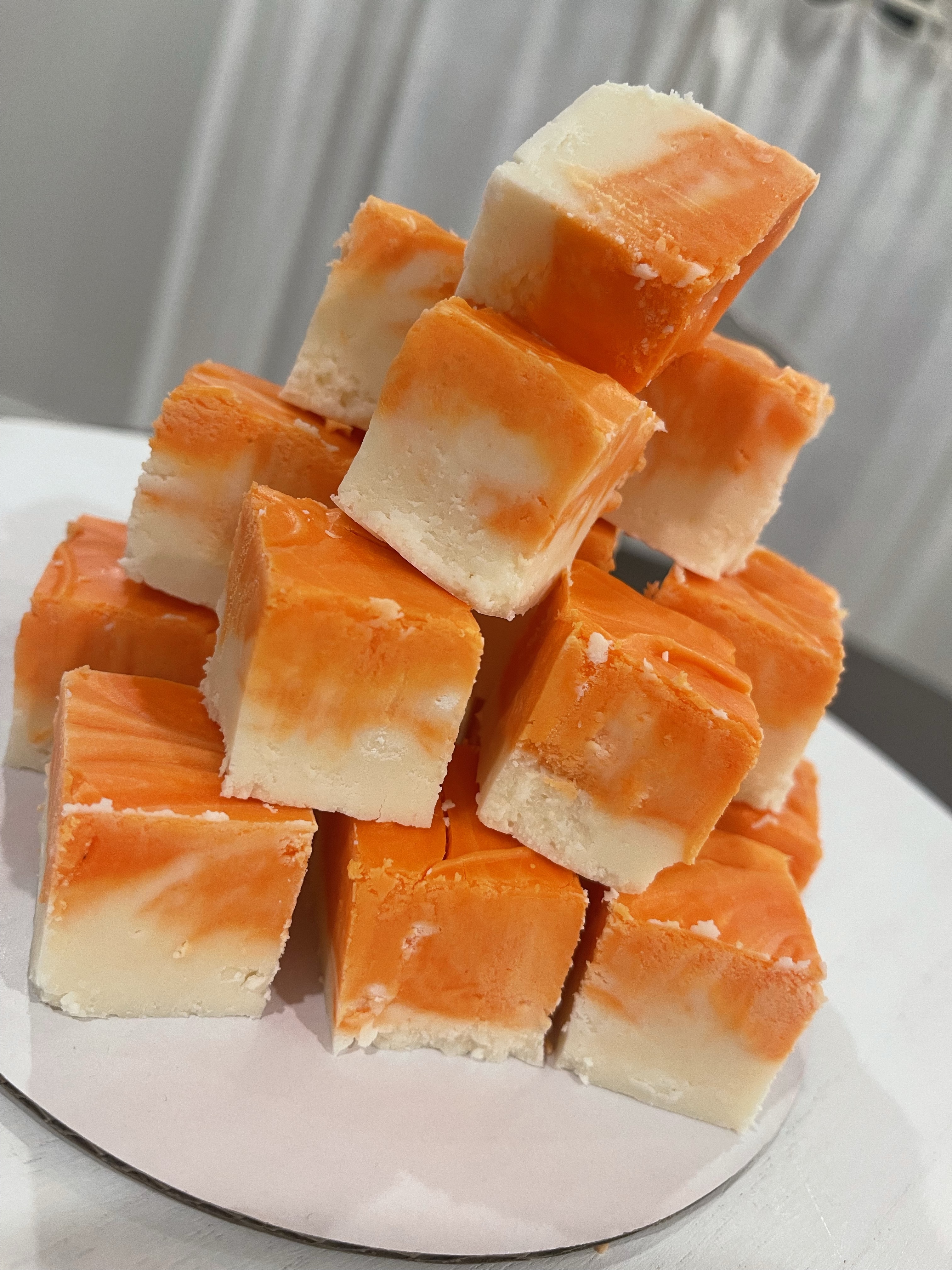 Orange Creamsicle Fudge (1 Pound)