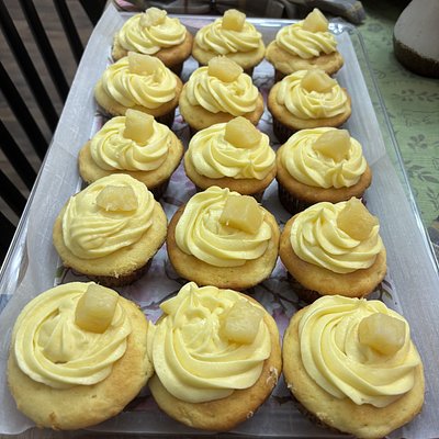 Savannah Gals Pineapple Cupcake Dozen