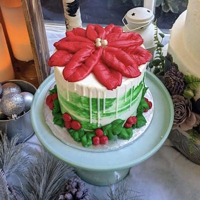 'POINSETTIA Holiday' Cake