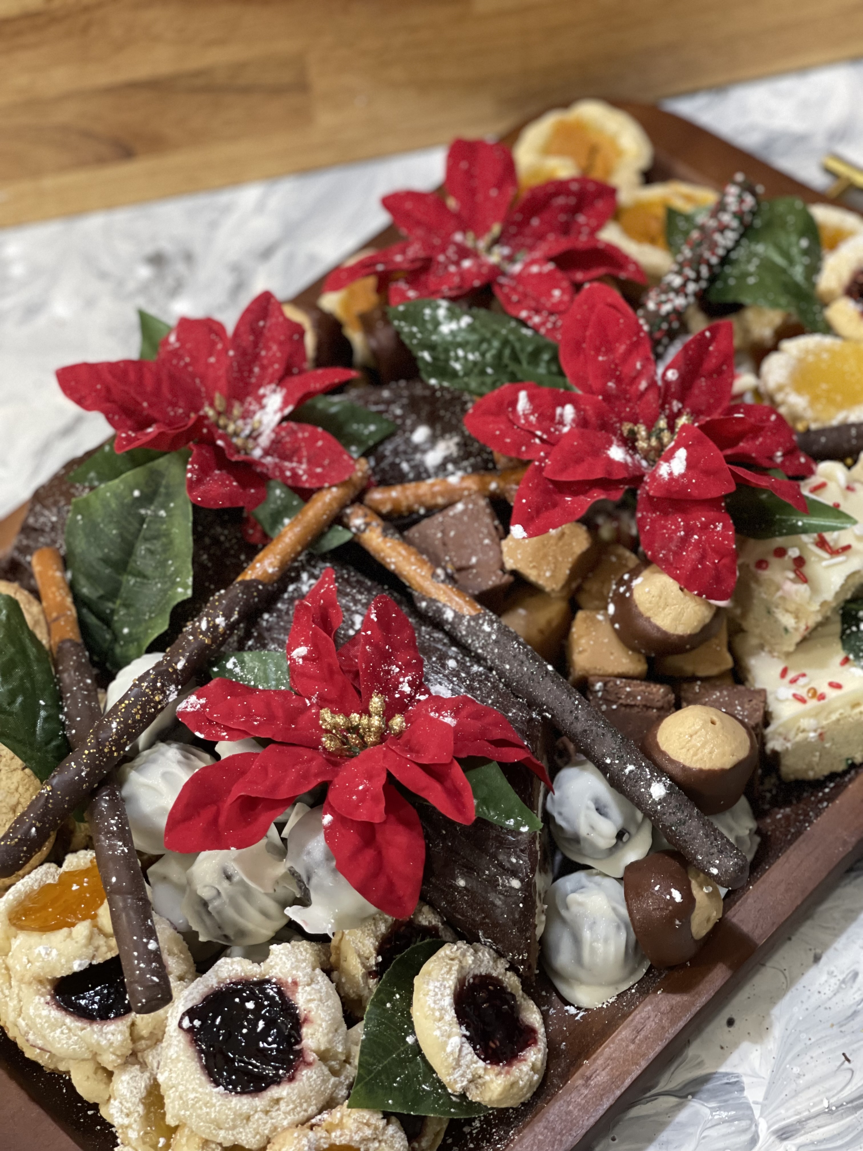 Medium Dessert Charcuterie Board