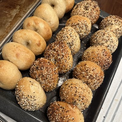 Bagels-Everything 12 Count 