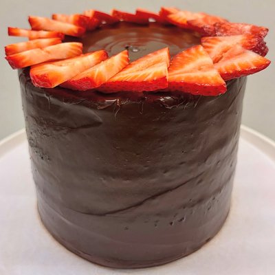 6” Matilda Chocolate Cake 
