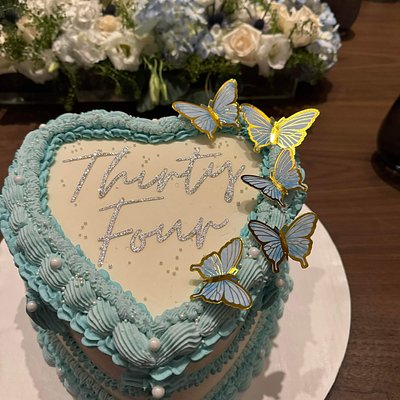 Vintage Heart Cake