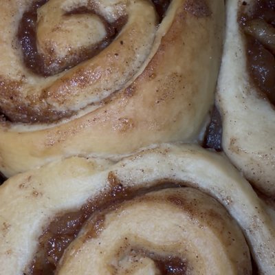 Cinnamon Apple Rolls (4)