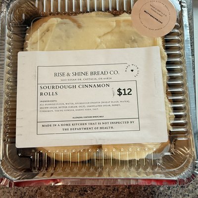 Sourdough Cinnamon Rolls (6)
