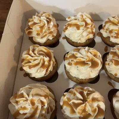 Butter Pecan Cupcakes 