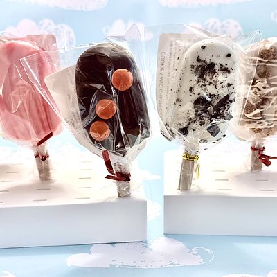 Cake Sickle