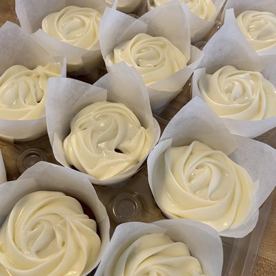 Pineapple Cream Cheese Cupcakes