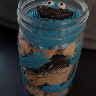 Cookie Monster Cake In A Jar 