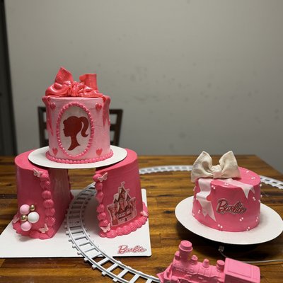 Free Smash Cake